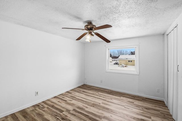 1251 MELISSA BOULEVARD, Little Suamico, WI 54141