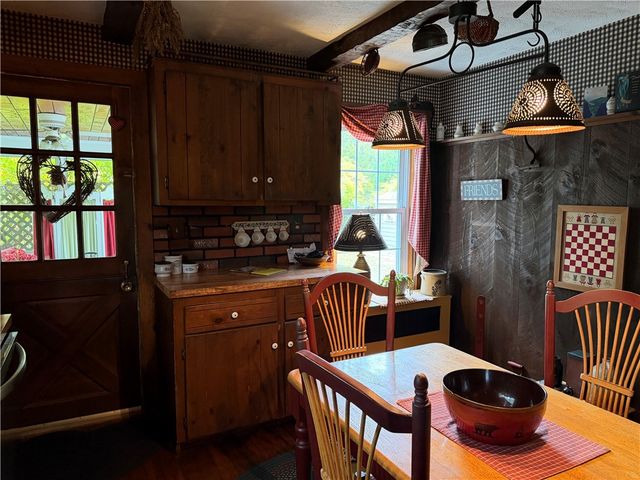 24 Victory Highway Highway, Glocester, RI 02814