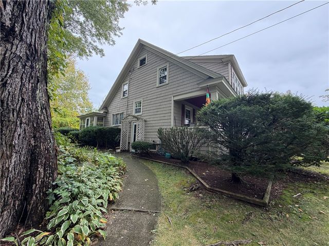 24 Victory Highway Highway, Glocester, RI 02814