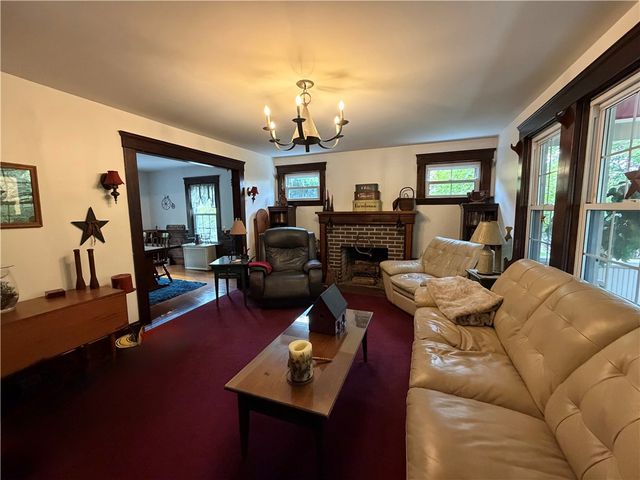 24 Victory Highway Highway, Glocester, RI 02814