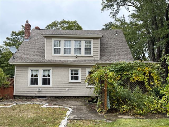 24 Victory Highway Highway, Glocester, RI 02814