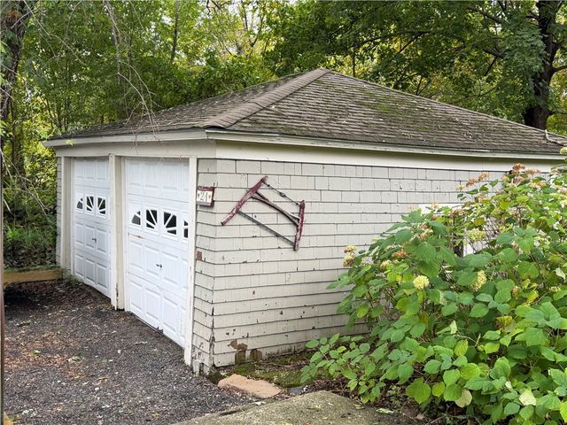 24 Victory Highway Highway, Glocester, RI 02814