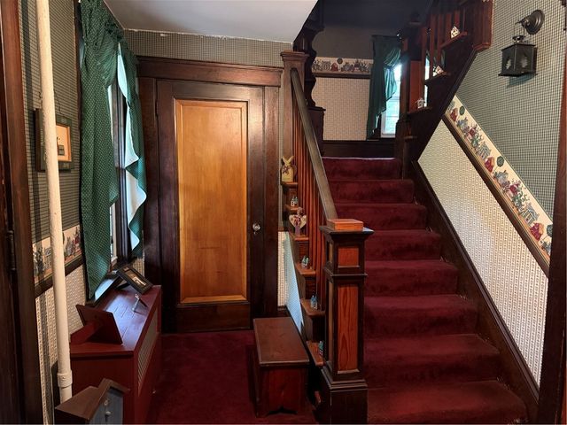 24 Victory Highway Highway, Glocester, RI 02814