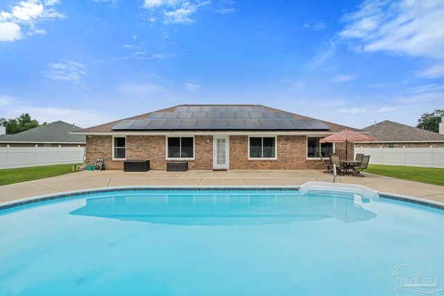 6879 Fort Deposit Dr, Pensacola, FL 32526