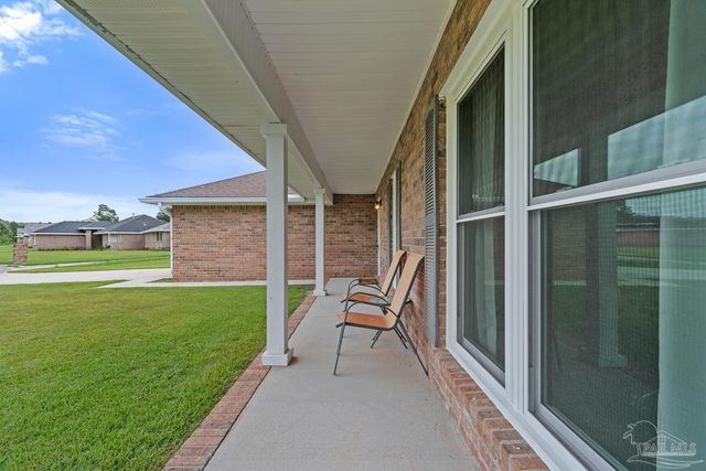 6879 Fort Deposit Dr, Pensacola, FL 32526