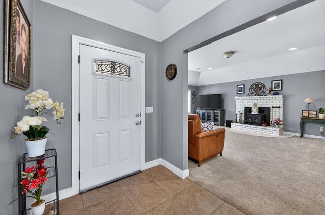 6503 W Rialto Avenue, Fresno, CA 93723