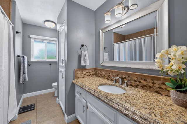 6503 W Rialto Avenue, Fresno, CA 93723
