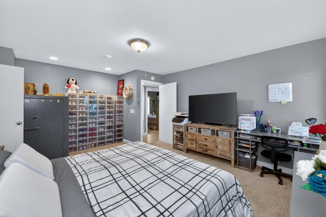 6503 W Rialto Avenue, Fresno, CA 93723