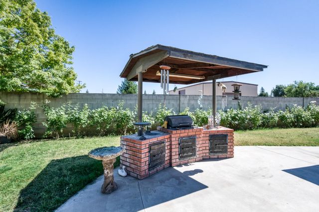 6503 W Rialto Avenue, Fresno, CA 93723