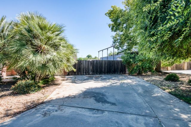 6503 W Rialto Avenue, Fresno, CA 93723