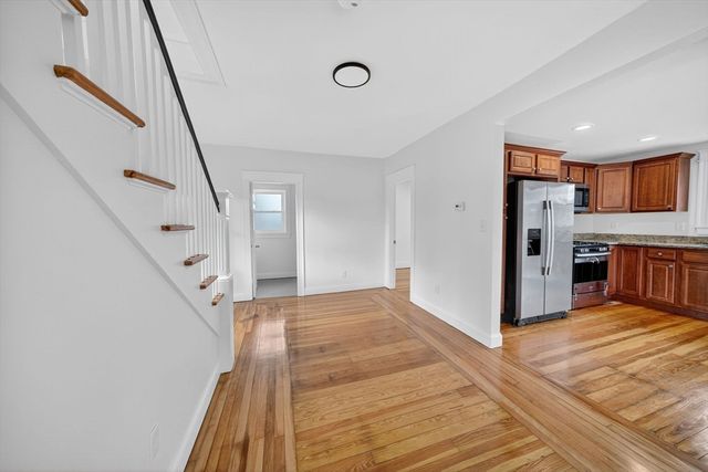 228 Dickinson St, Fall River, MA 02721