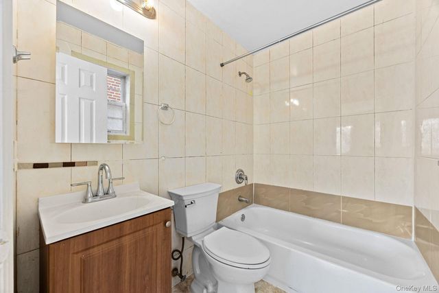 2220 Chatterton Avenue 2, Bronx, NY 10472