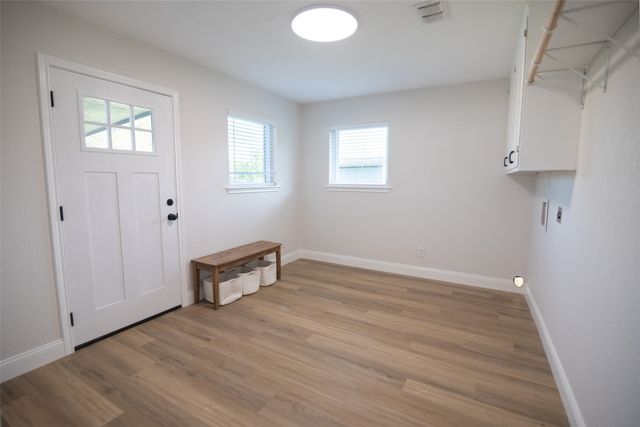 601 N Rosenstein Street, Bells, TX 75414