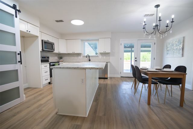 601 N Rosenstein Street, Bells, TX 75414