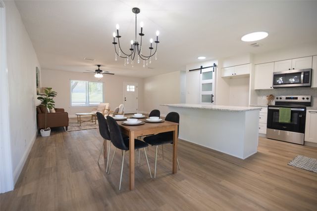 601 N Rosenstein Street, Bells, TX 75414