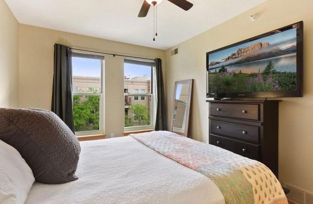 660 N 2nd Street 401, Minneapolis, MN 55401