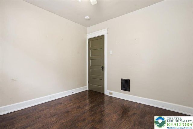 264 10th Avenue, Bethlehem City, PA 18018