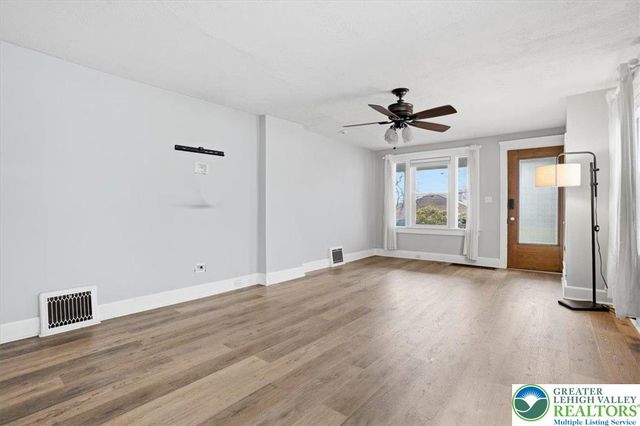 264 10th Avenue, Bethlehem City, PA 18018