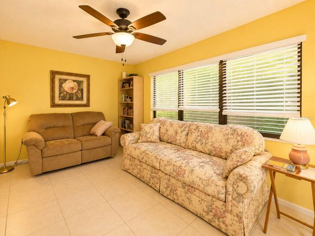 14 IDLE SANDS DRIVE, Venice, FL 34293