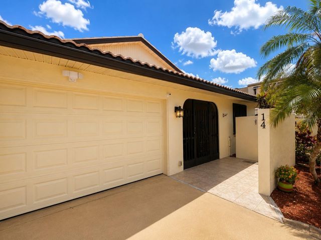 14 IDLE SANDS DRIVE, Venice, FL 34293