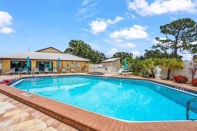 14 IDLE SANDS DRIVE, Venice, FL 34293