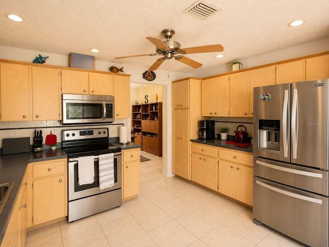 14 IDLE SANDS DRIVE, Venice, FL 34293