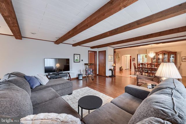 3020 TUNNEL HILL RD, Lebanon, PA 17046