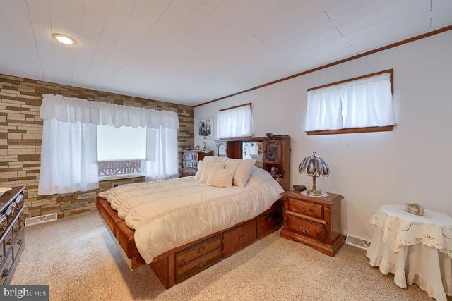 3020 TUNNEL HILL RD, Lebanon, PA 17046