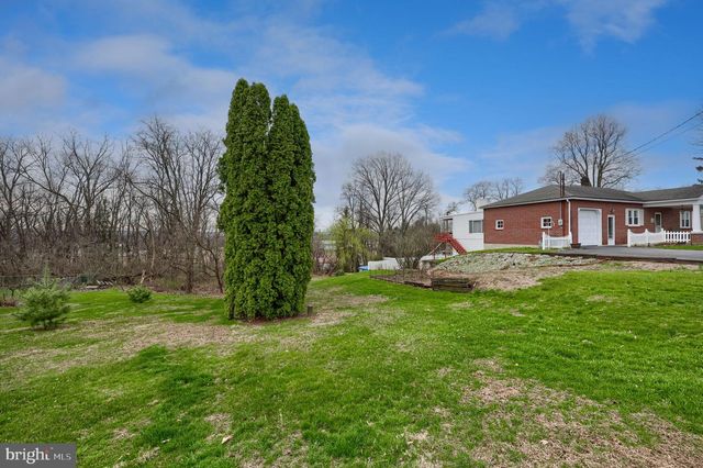 3020 TUNNEL HILL RD, Lebanon, PA 17046
