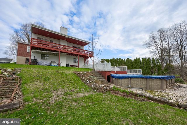 3020 TUNNEL HILL RD, Lebanon, PA 17046