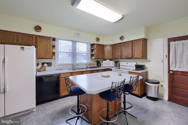 3020 TUNNEL HILL RD, Lebanon, PA 17046