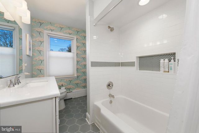 412 WESTMONT AVE, Haddonfield, NJ 08033