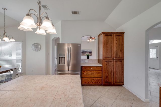 341 Brown RD, Mcdade, TX 78650