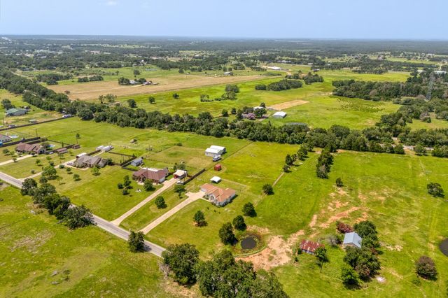 341 Brown RD, Mcdade, TX 78650