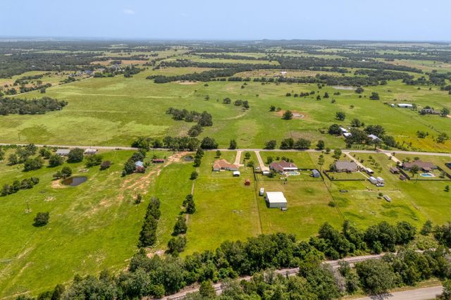 341 Brown RD, Mcdade, TX 78650