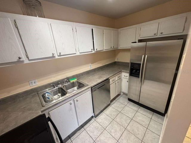 660 62ND AVENUE N 1204, St Petersburg, FL 33702