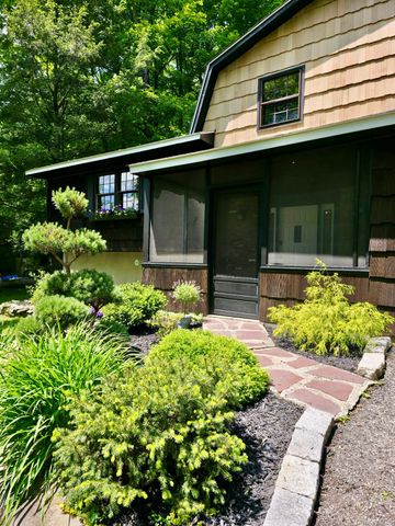 687 Sprout Brook Road, Putnam Valley, NY 10579