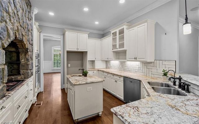 7744 Chesterbrooke Drive, Greensboro, NC 27455