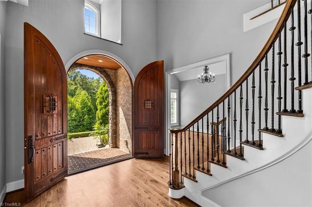 7744 Chesterbrooke Drive, Greensboro, NC 27455