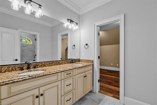 7744 Chesterbrooke Drive, Greensboro, NC 27455