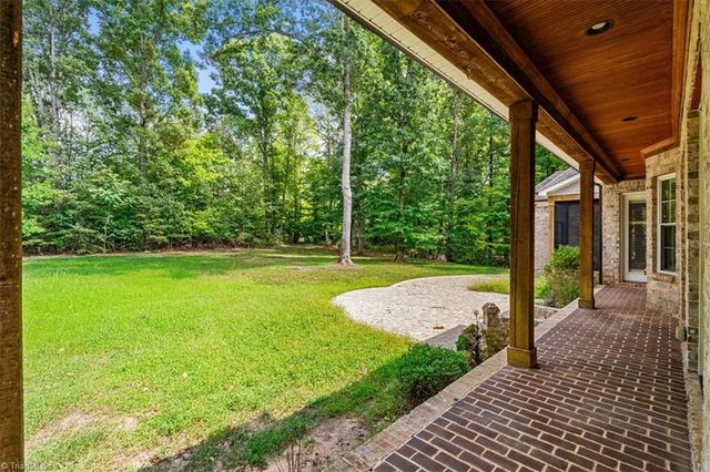 7744 Chesterbrooke Drive, Greensboro, NC 27455