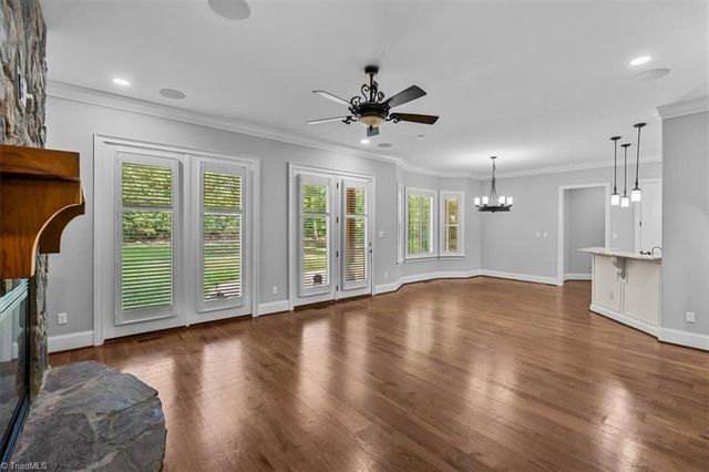 7744 Chesterbrooke Drive, Greensboro, NC 27455