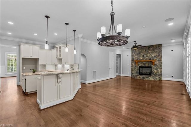 7744 Chesterbrooke Drive, Greensboro, NC 27455