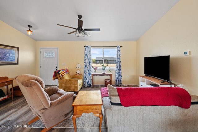 4008 S Preston Hills Drive, Wasilla, AK 99654