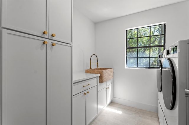 3117 Eanes CIR, Austin, TX 78746