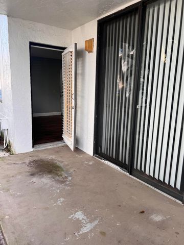 718 Executive Center Drive 111, West Palm Beach, FL 33401