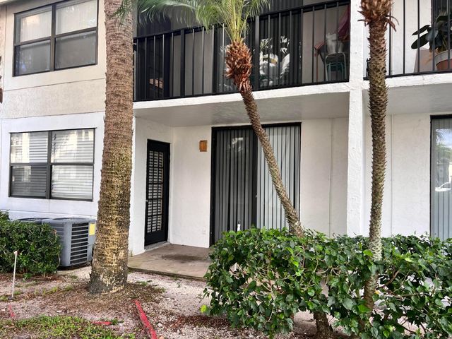 718 Executive Center Drive 111, West Palm Beach, FL 33401