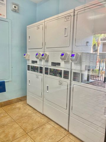 718 Executive Center Drive 111, West Palm Beach, FL 33401