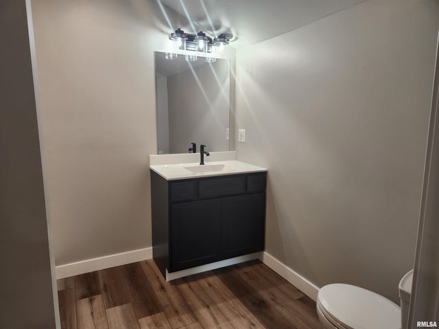 14063 N LINK Lane, Mt Vernon, IL 62864