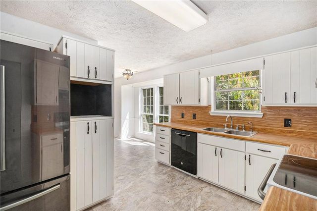 551 Hood Road, Stockbridge, GA 30281